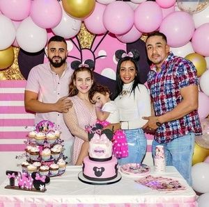 Meet your Posher, Nohemi